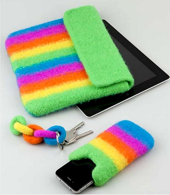 Felted iPad & iPhone bag, keyring pendant