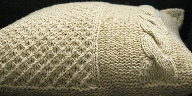 Stars and cables pillow cover