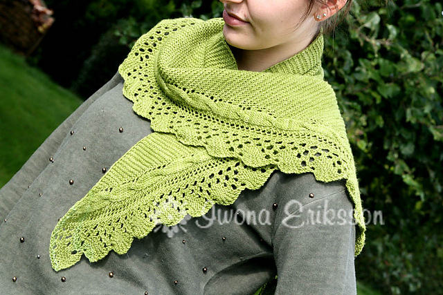 Welcome To The Jungle Shawl
