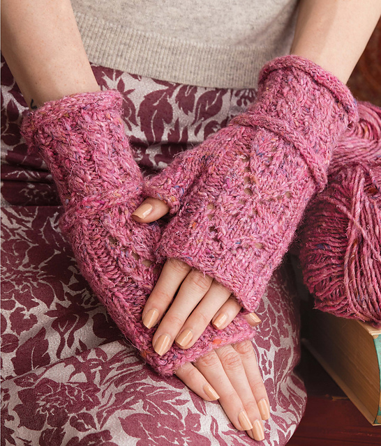 Leaf Lace Fingerless Gloves