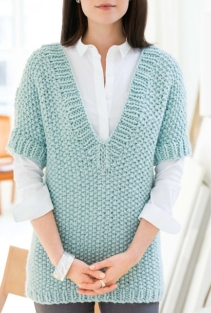 V-Neck Short Sleeve Pullover