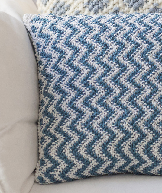 Narrow Zigzag Pillow