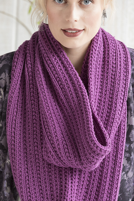 Tons of Texture Cowl