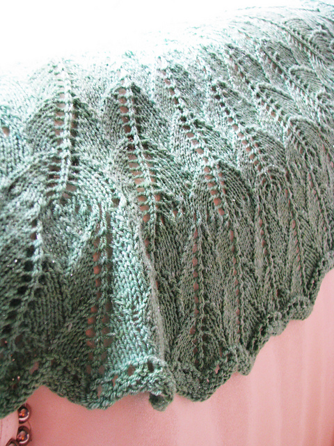 Climbing Ivy Shawlette