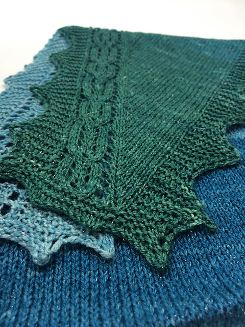 Bijou Shawlette