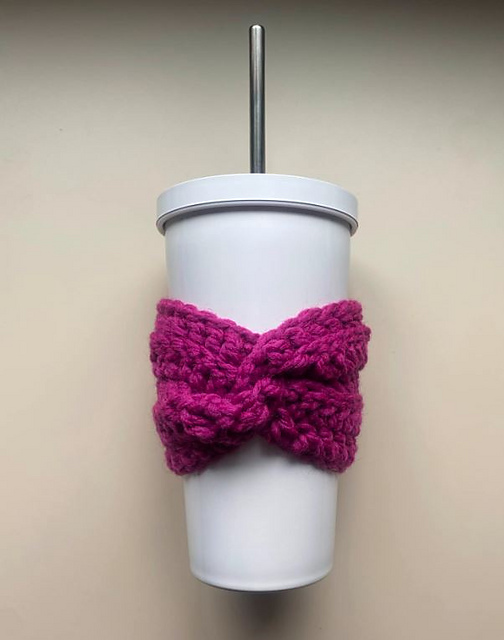 Twisted Cup Cozy