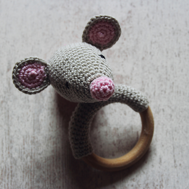 Mouse rattle