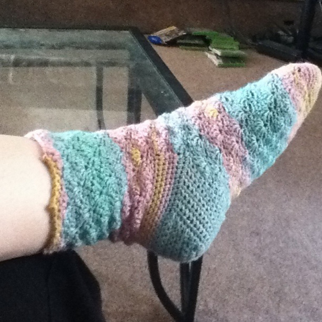 Ravelry: Shell Socks pattern by Julie Huston