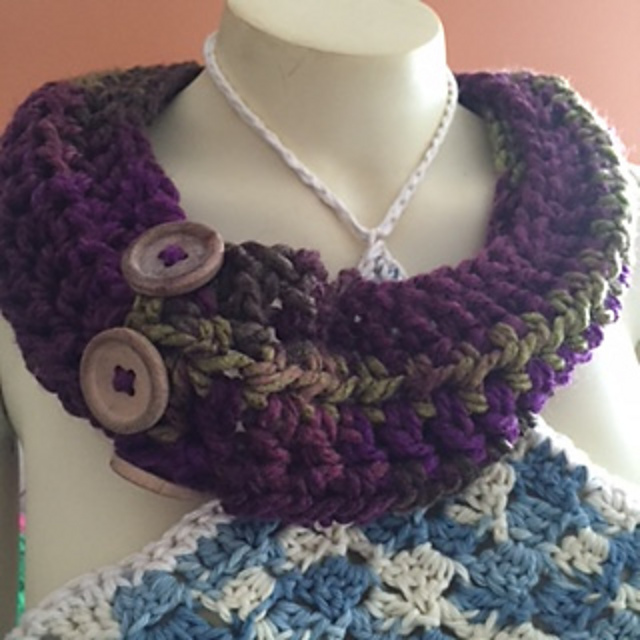 Quick & Easy Button Cowl