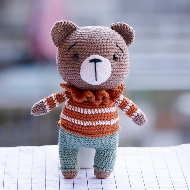 Ollie the bear