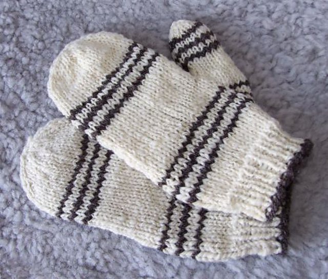 Sore Thumb Mittens