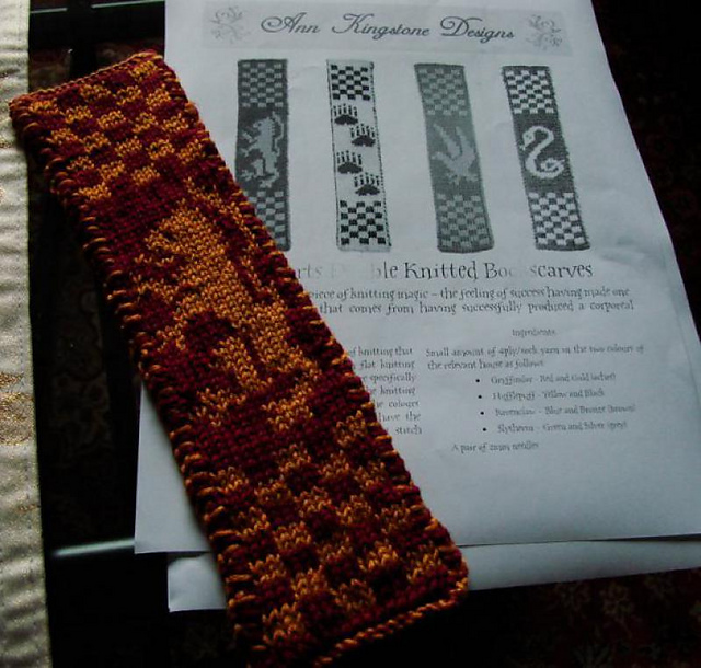 Hogwarts Double Knitted Bookscarves