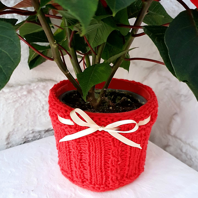 Cable and Bow Planter Cowl