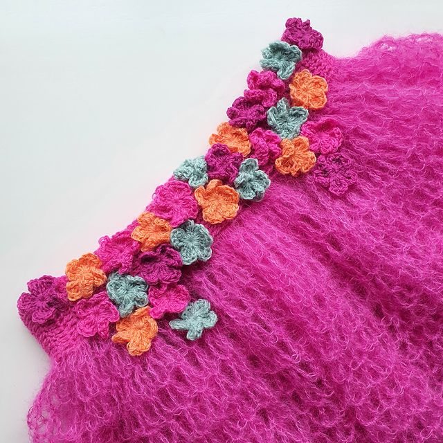 Floral Queen Capelet