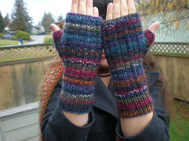 Sailor's Rib Fingerless Mitts