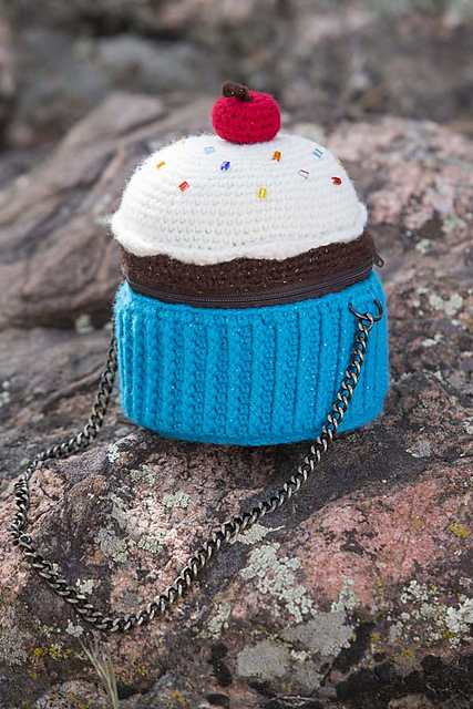 Gretel's Cupcake Purse
