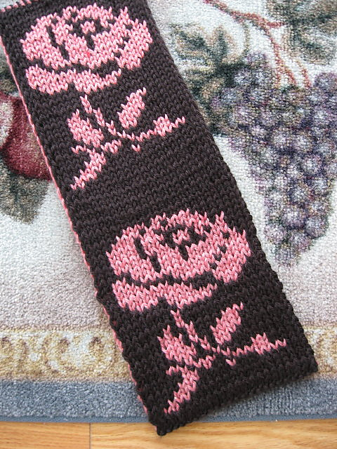 Reversible Double Knit Rose Scarf