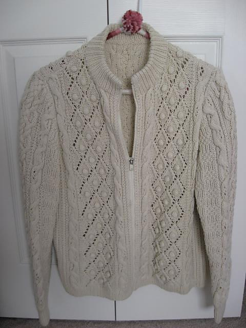 Women's Zipper Front Cable