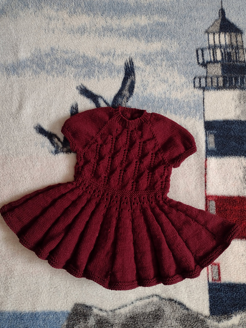 Hexagon Lace Raglan Dress