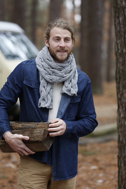Men's Cabled Scarf