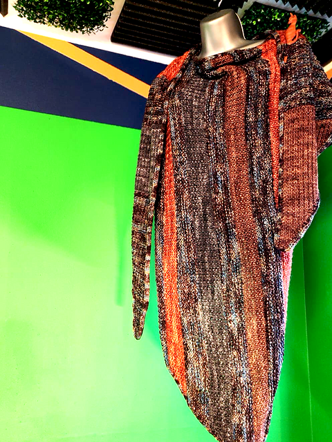 Mini to Merry Shawl (Advent-able!)