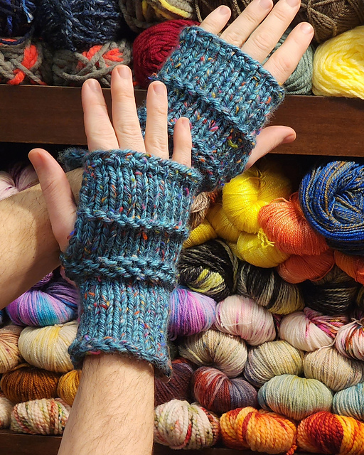 Blue Ridge Fingerless Gloves
