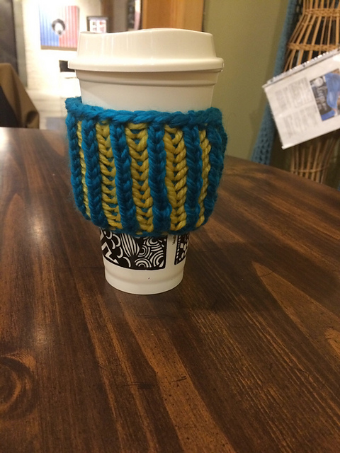 Two-Color Brioche Cup Cozy