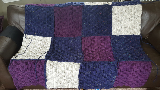 Chunky Hatch Throw