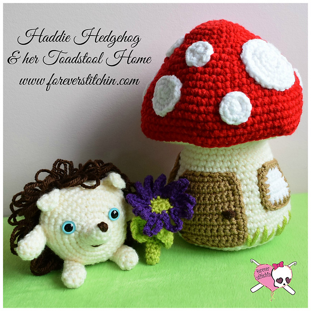 Hedgehog & Toadstool Amigurumi