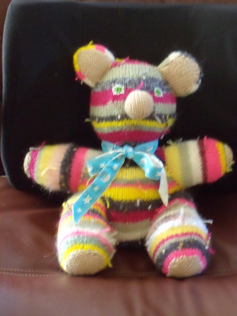Scrap-Yarn Teddy Bear