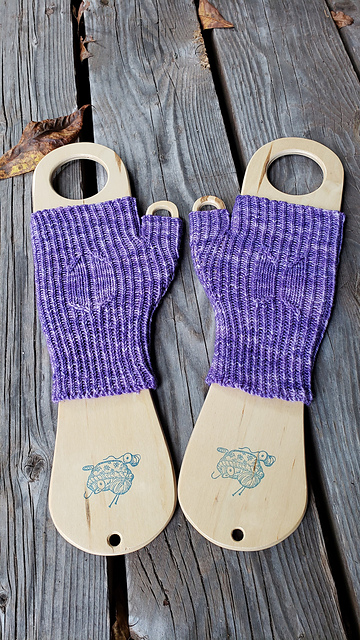 Adorable Mitts
