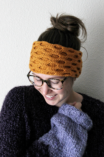 Osmia Earwarmer