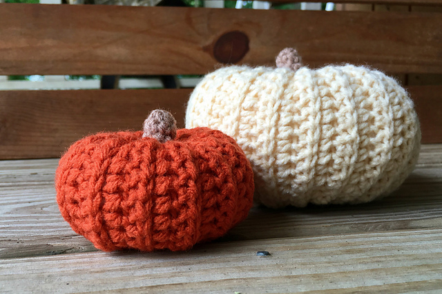 Mini Sweater Style Pumpkin