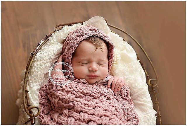 Diagonal Weave Baby Cocoon