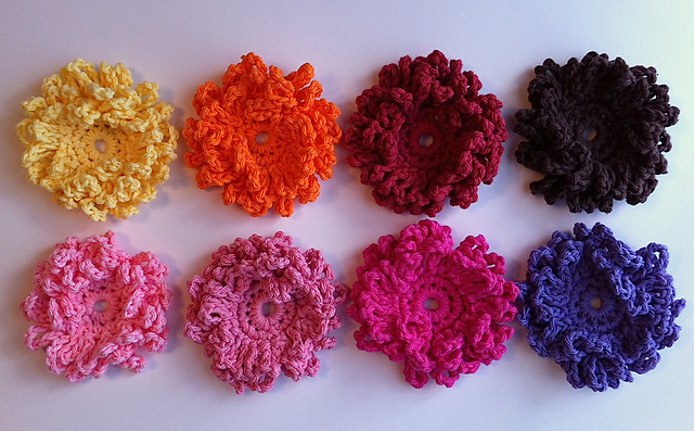 Loopy Flower - two variations