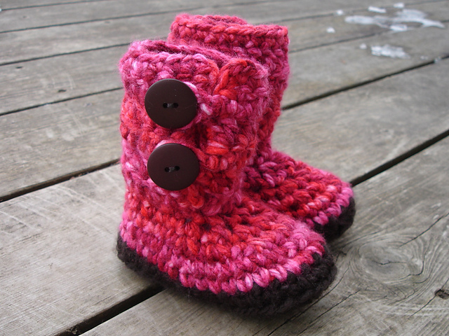 Bulky Button Loop Booties