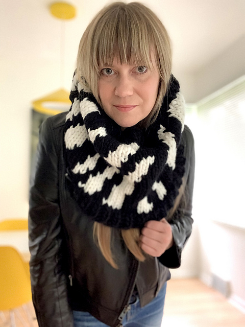 No Mistakes, Only Variations Cowl