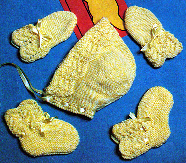 Girl's Bonnet, Mitts and Bootees