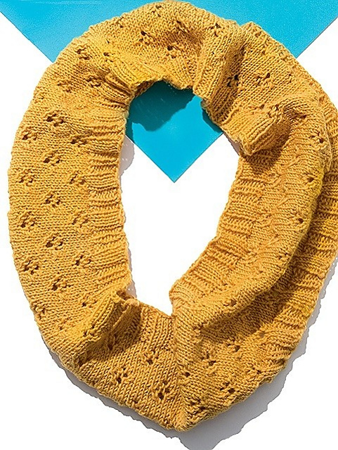 Classic Lace Cowl