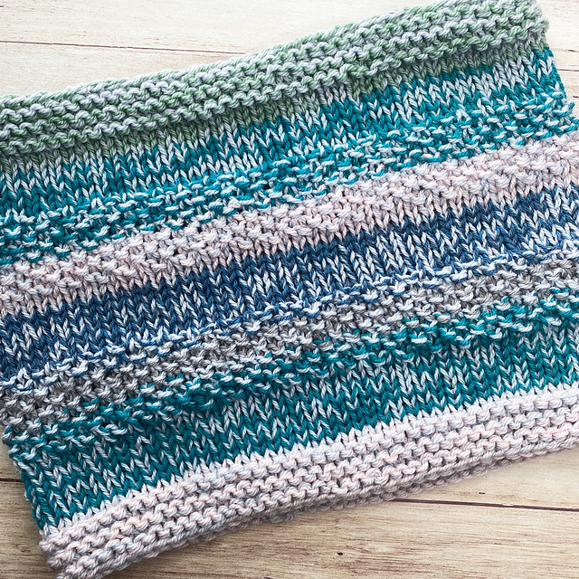 Odds & Ends Cowl