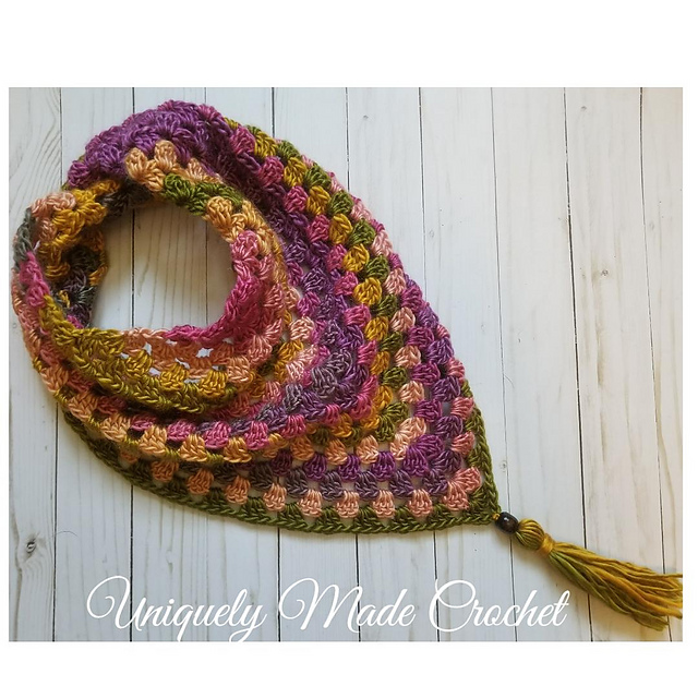 Granny Triangle Button Scarf