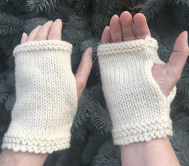 Snowmelt Fingerless Gloves