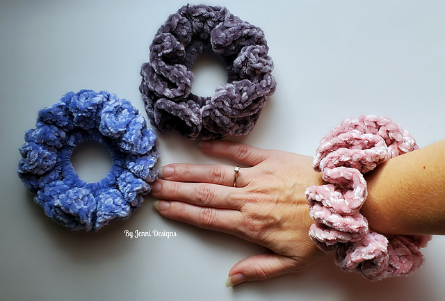 The Extra Ruffly Scrunchie