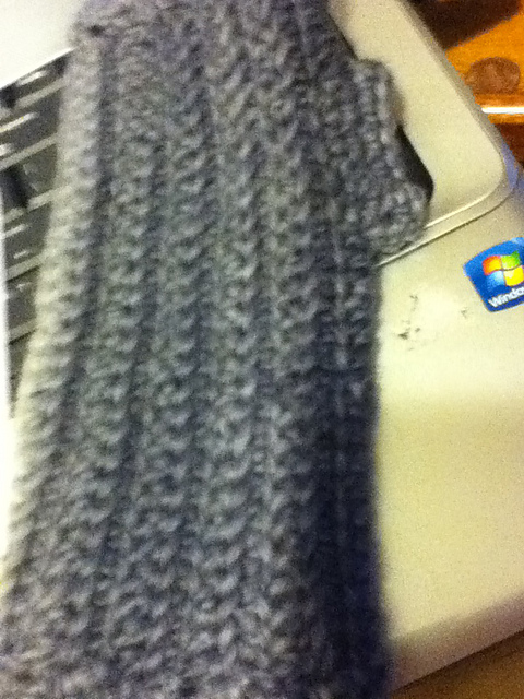 Ribbed Fingerless Gloves