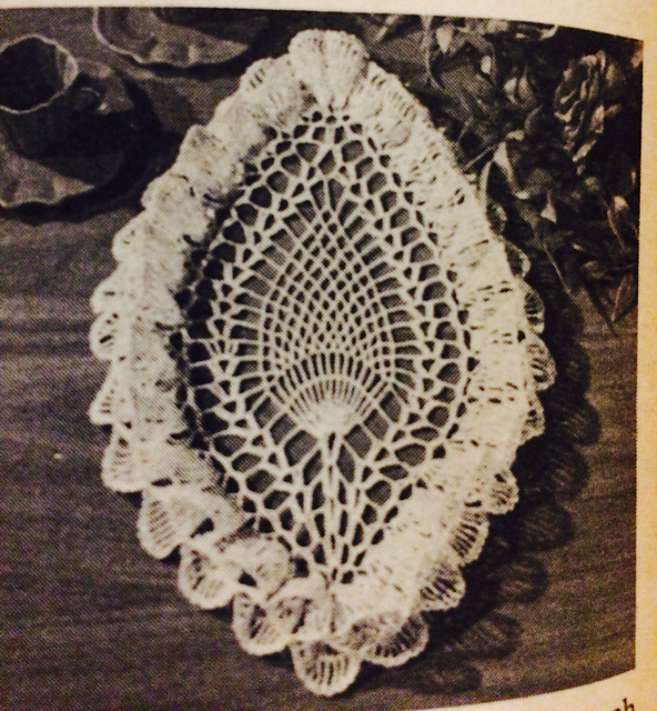 Ruffle Pineapple Oval