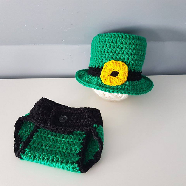 St Patrick's Newborn Hat and Diaper Cover Set