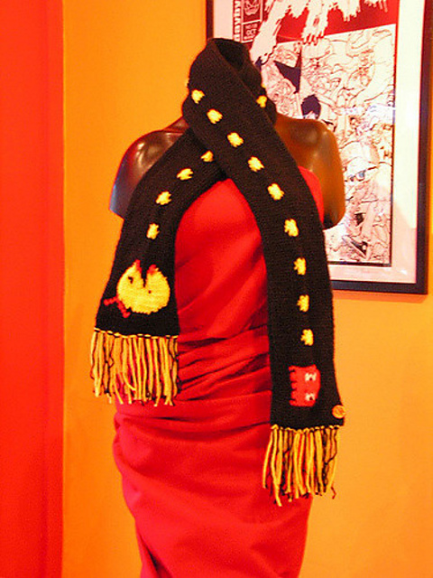 Pacman Scarf