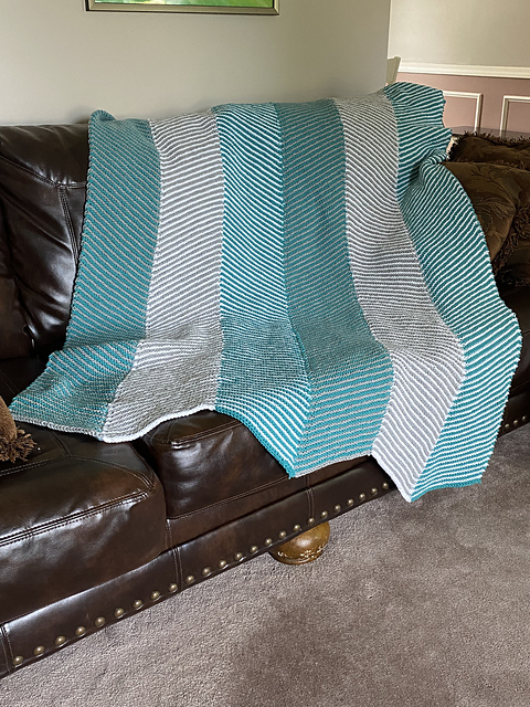Geo Stripes Blanket