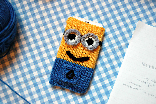 Despicable Me Minion phone cover