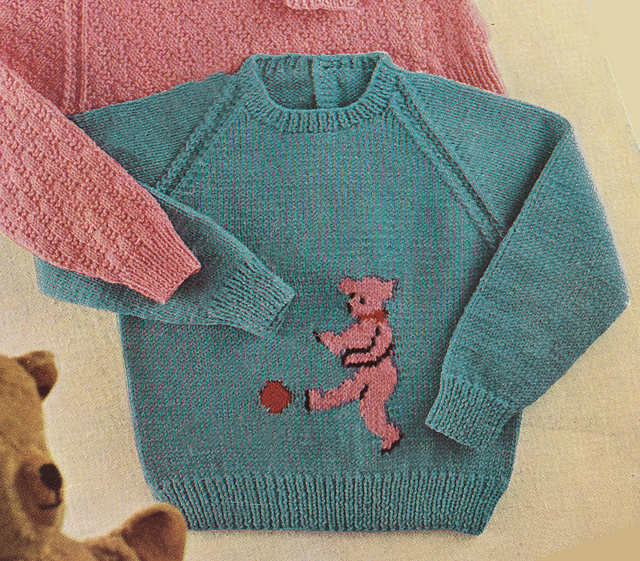 DK Sweater with Teddy Motif
